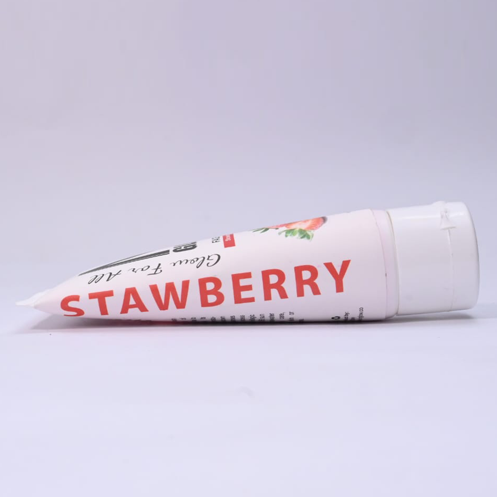 Strawberry Face Wash – Hydrate, Cleanse & Revitalize
